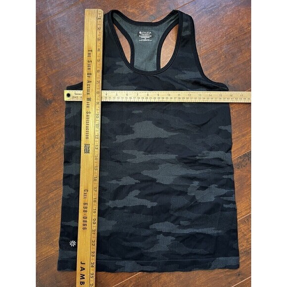 Athleta Speedlight Black Camo Racerback Tank Top Seamless Breathable Size M - Picture 3 of 4